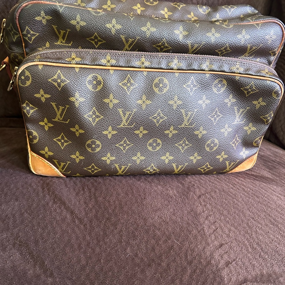 Louis Vuitton Nile GM
